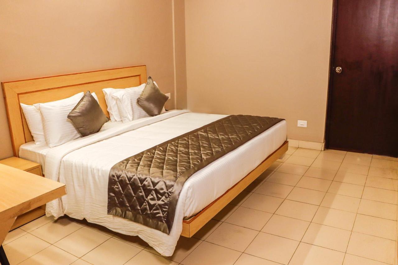 Hotel Vinayaga 蒂鲁布尔 外观 照片